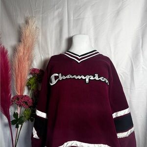 Vintage 90s champion sweatshirt in burgundy medium but oversized